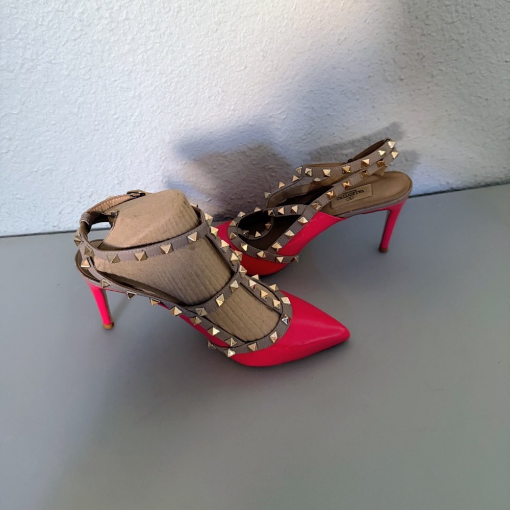 Valentino Hot Pink Patent Leather Rockstud Ankle Strap Pointed Toe Sandals Heels - Picture 10 of 16